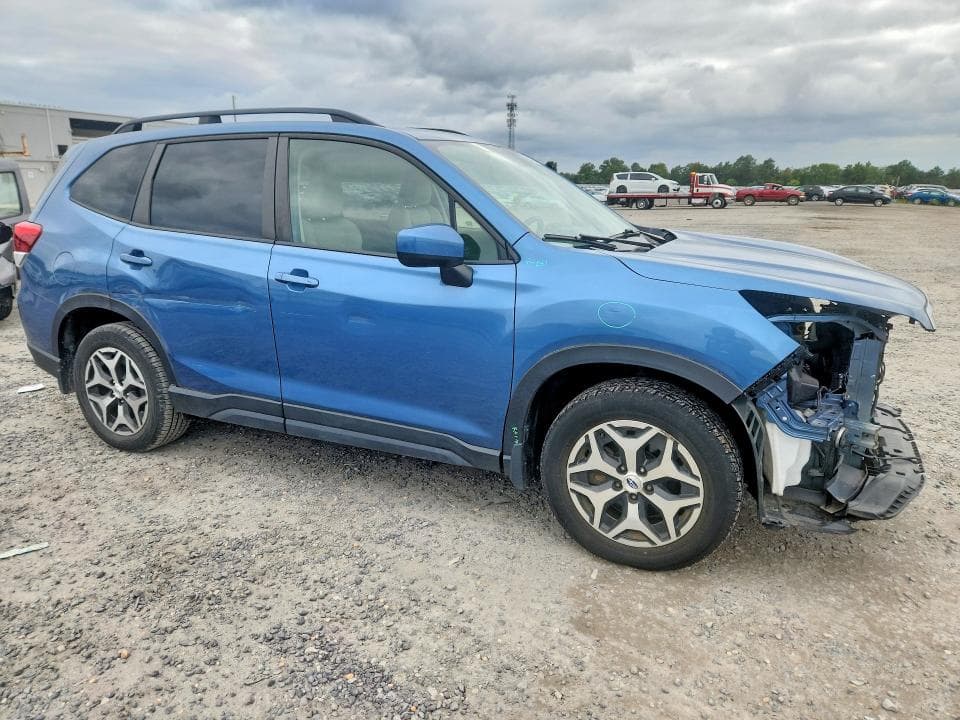 2019 SUBARU FORESTER PREMIUM 4
