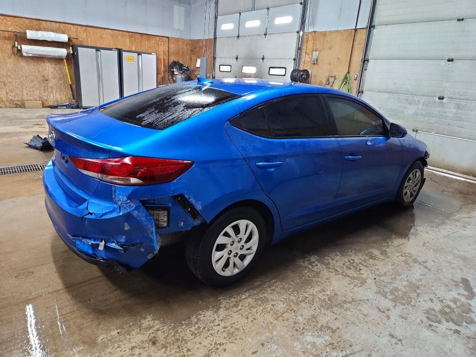 2017 HYUNDAI ELANTRA SE 3