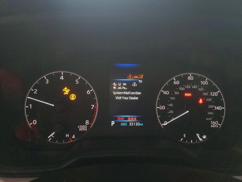 2024 TOYOTA COROLLA SE 9