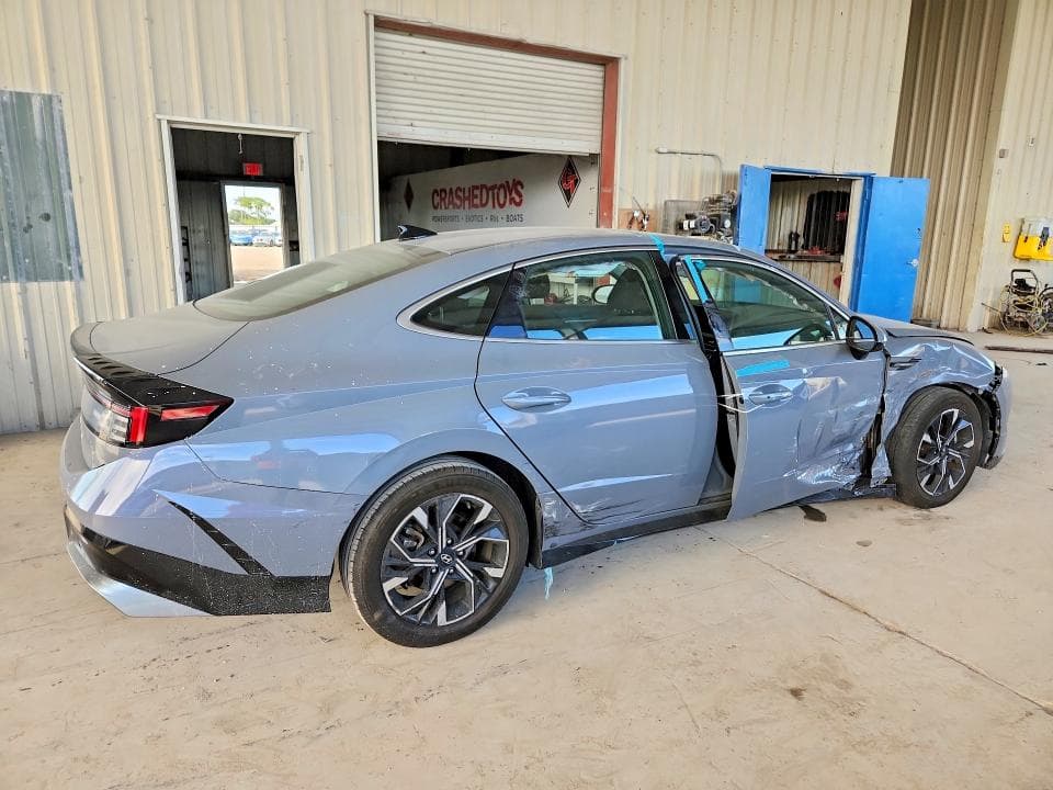 2025 HYUNDAI SONATA SEL 3