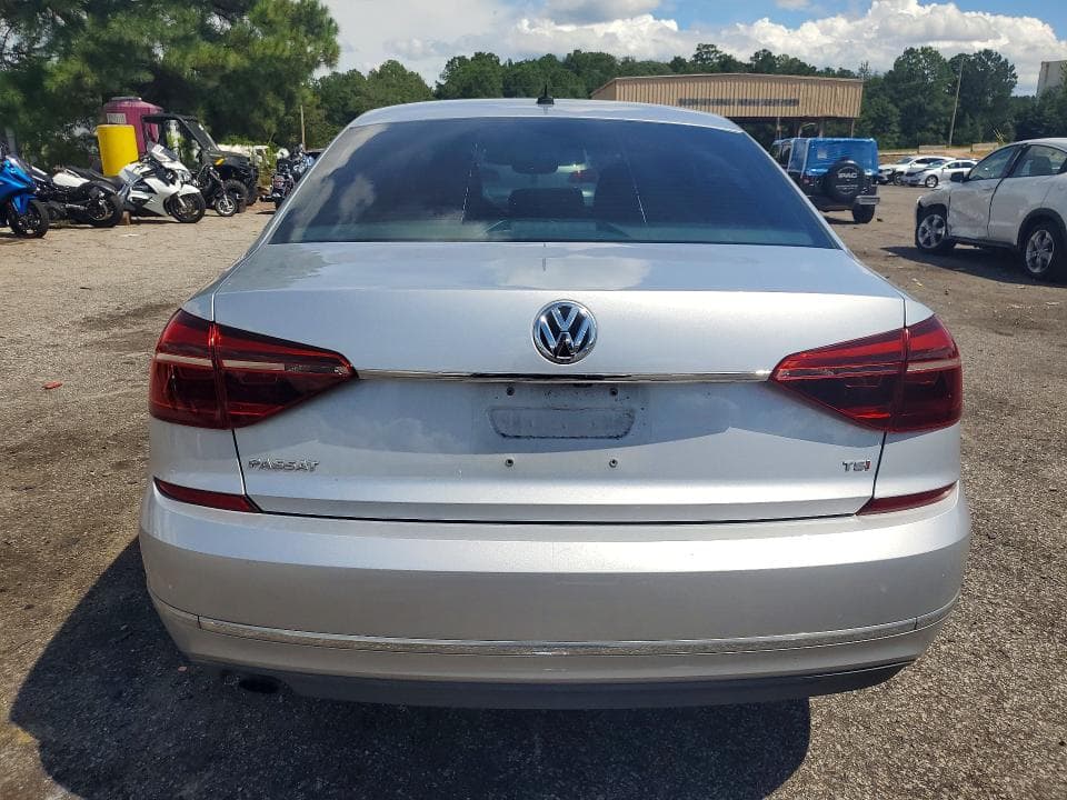 2017 VOLKSWAGEN PASSAT S 6