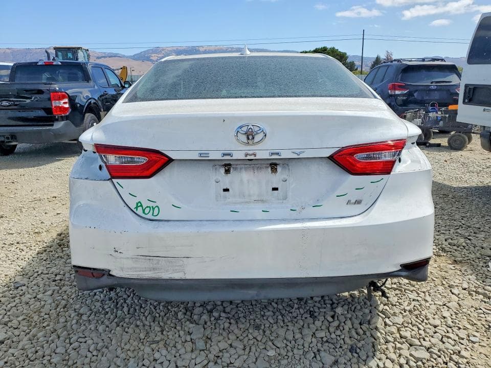 2020 TOYOTA CAMRY LE 6