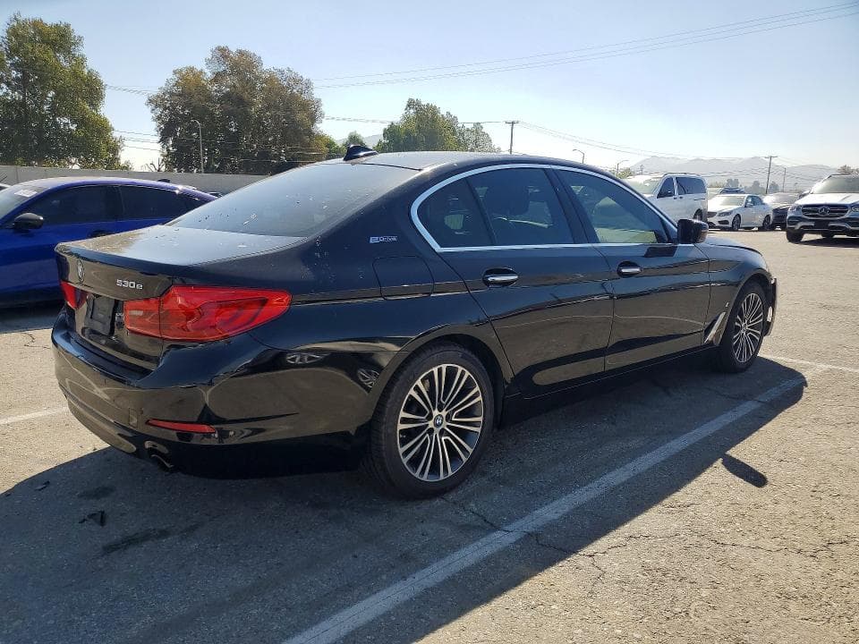 2018 BMW 530E 3