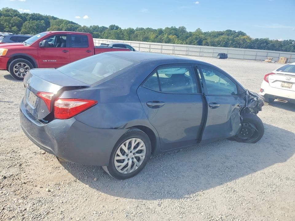 2017 TOYOTA COROLLA LE 3