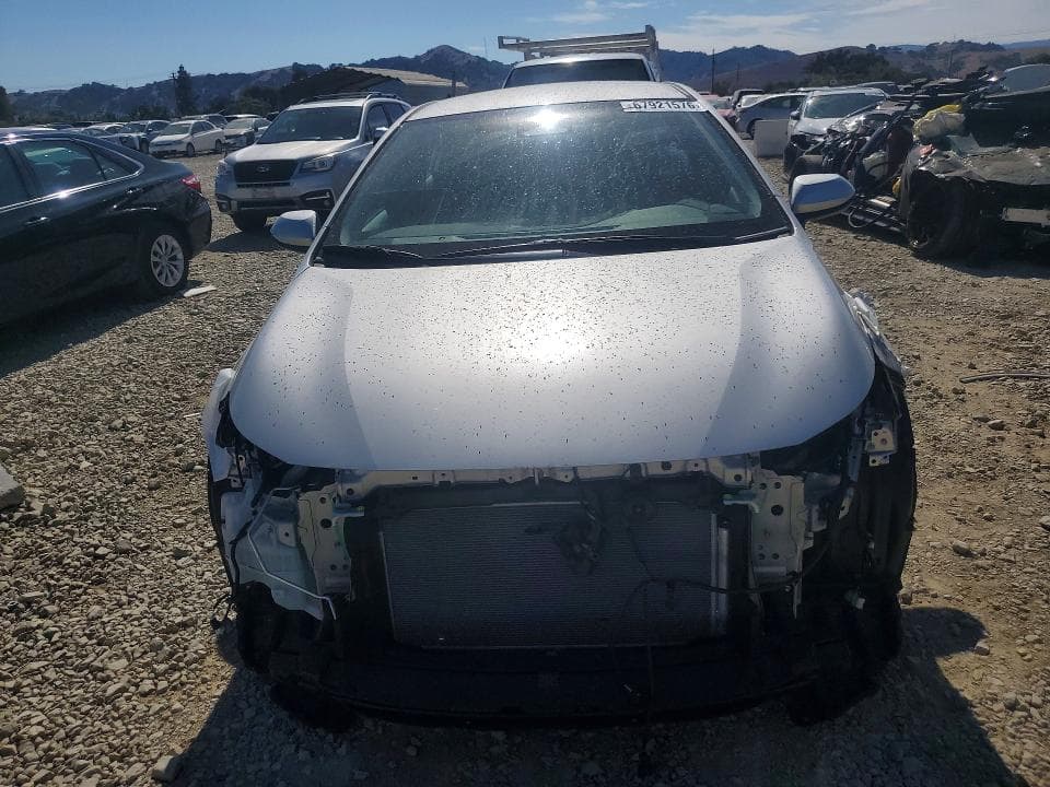 2025 TOYOTA COROLLA LE 5