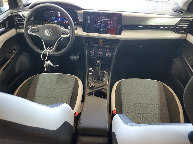2025 VOLKSWAGEN TAOS S 8