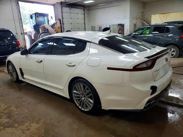 2018 KIA STINGER BASE 2