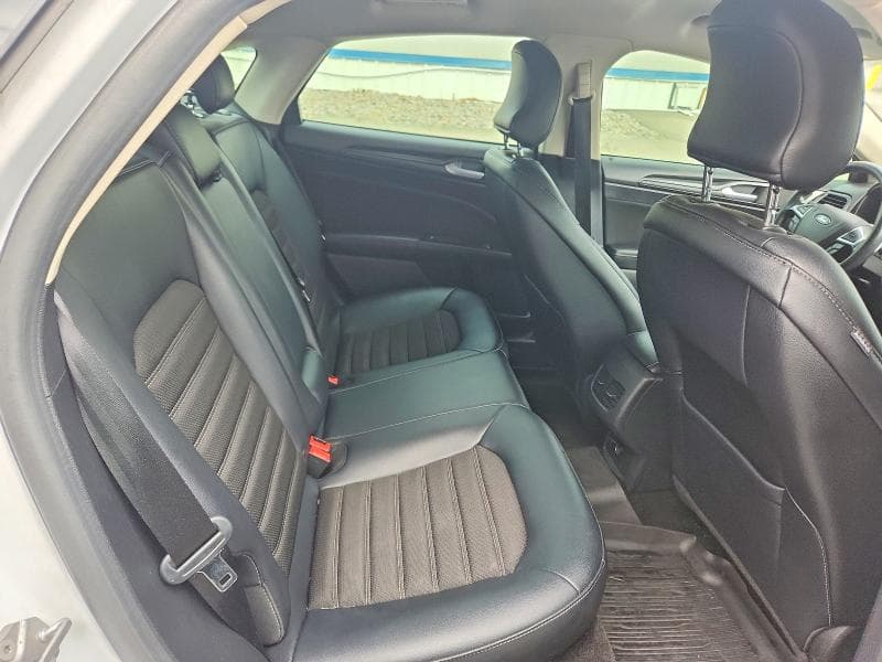 2018 FORD FUSION SE 10