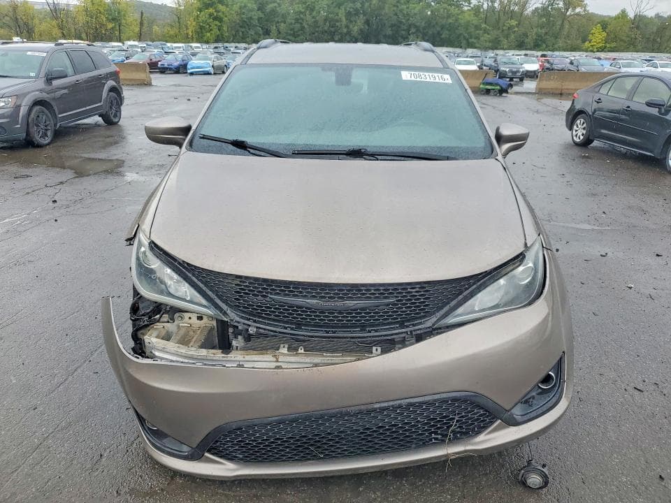 2018 CHRYSLER PACIFICA TOURING PLUS 5