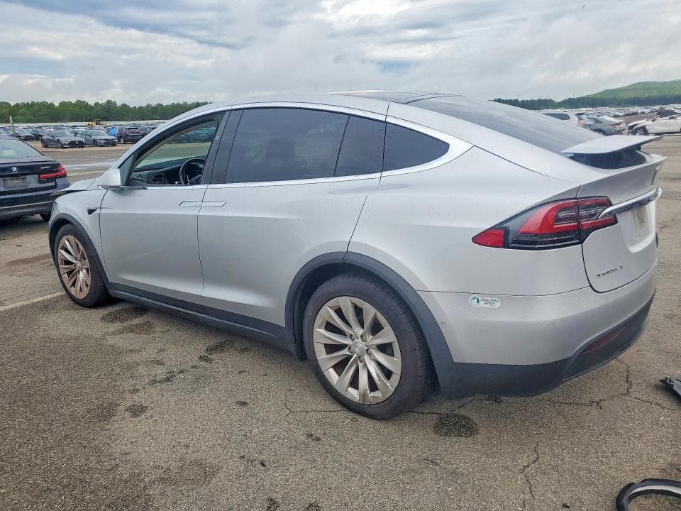 2017 TESLA MODEL X 2