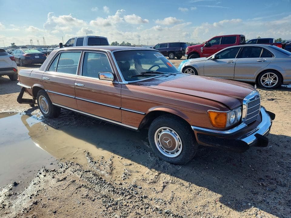 1977 MERCEDES-BENZ 450 SEL 4