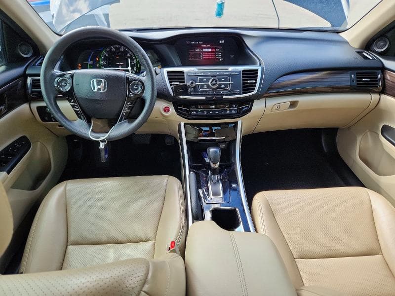 2017 HONDA ACCORD HYBRID 8