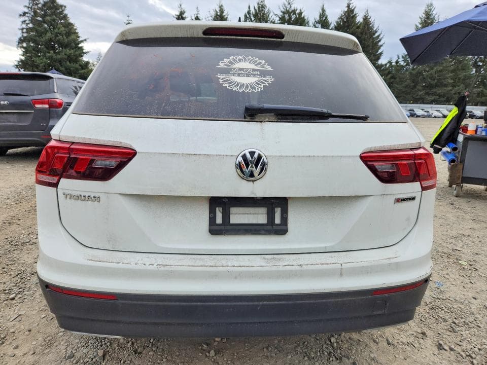 2020 VOLKSWAGEN TIGUAN S 6