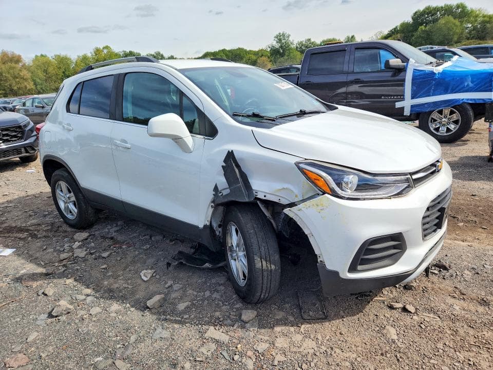 2018 CHEVROLET TRAX 1LT 4