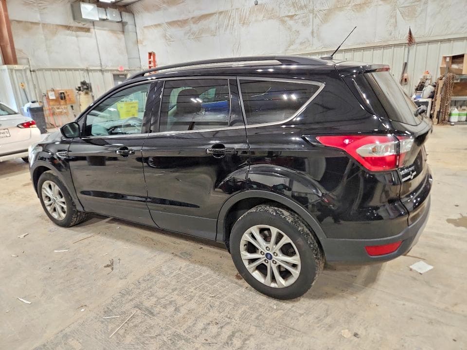 2017 FORD ESCAPE SE 2