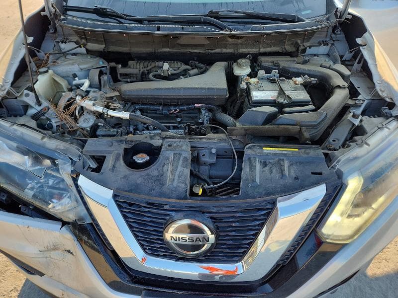 2018 NISSAN ROGUE S 11