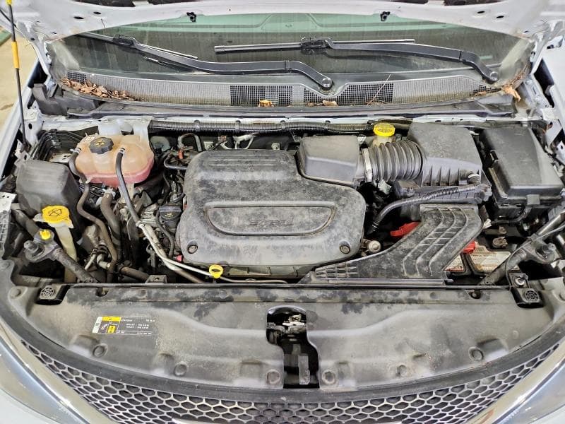 2021 CHRYSLER VOYAGER LXI 12