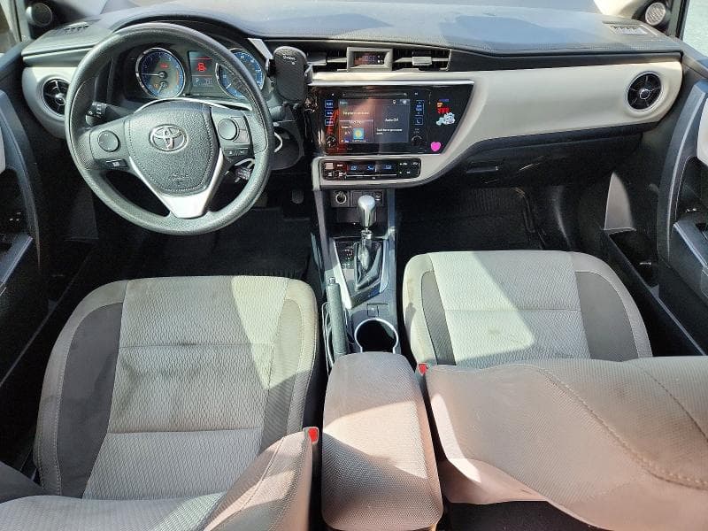 2019 TOYOTA COROLLA LE 8