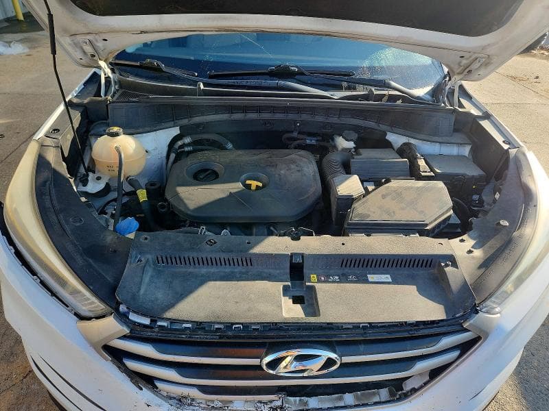 2018 HYUNDAI TUCSON SE 12