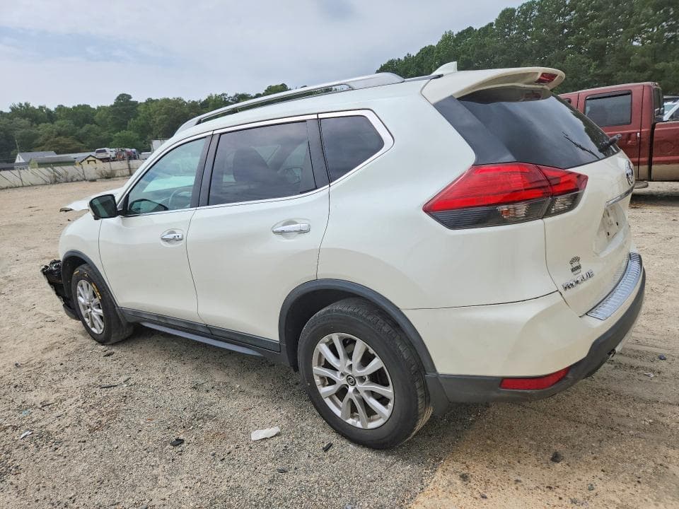 2017 NISSAN ROGUE SV 2