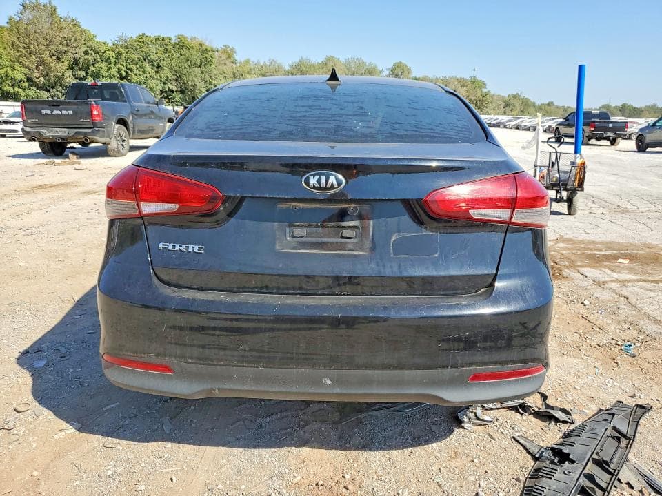2018 KIA FORTE LX 6