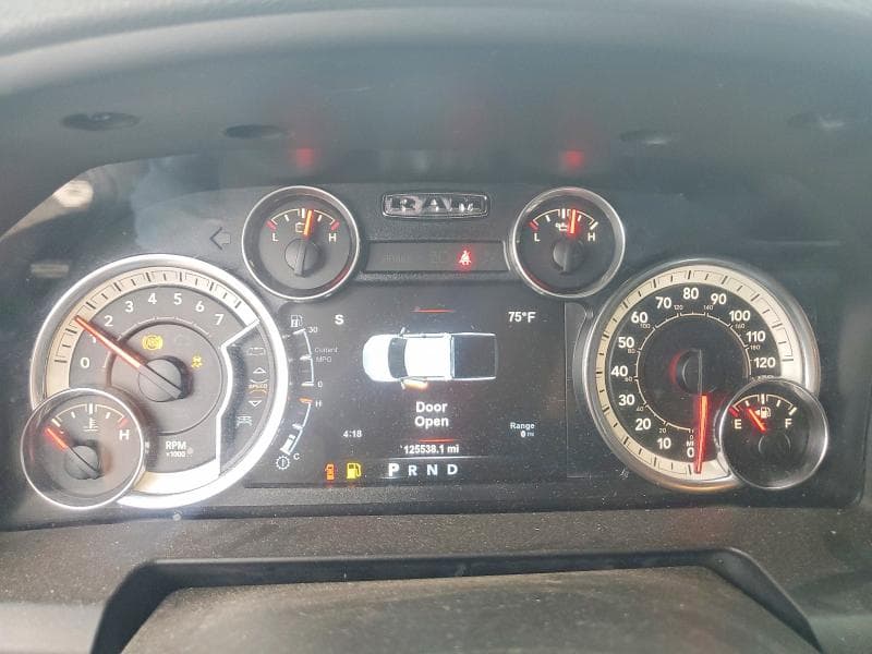 2017 RAM 1500 SLT 9