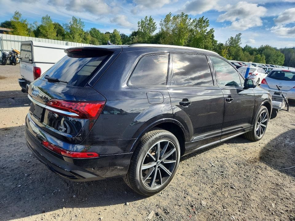 2021 AUDI Q7 PRESTIGE 3