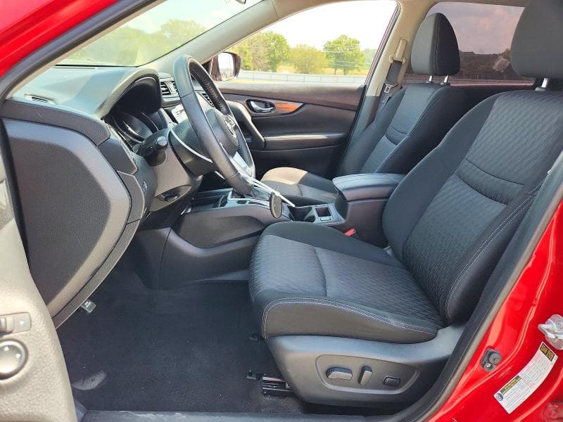 2017 NISSAN ROGUE SV 7
