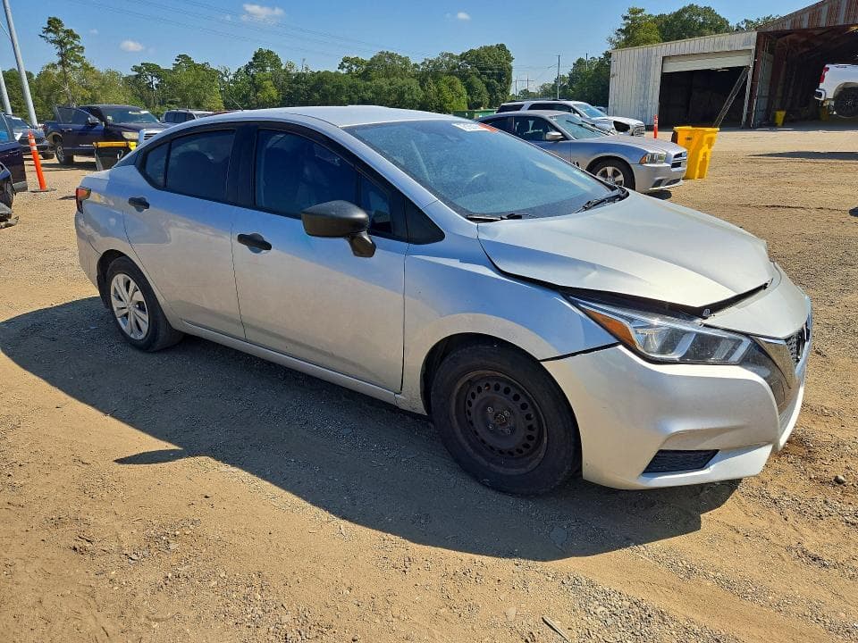 2020 NISSAN VERSA S 4