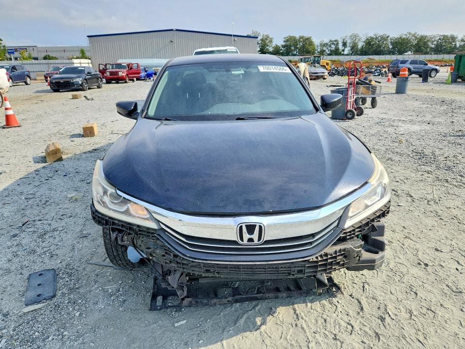 2017 HONDA ACCORD LX 5