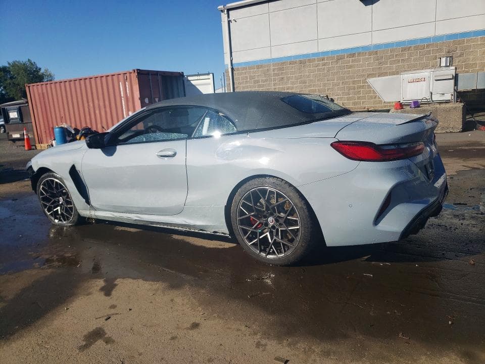 2023 BMW M8 2