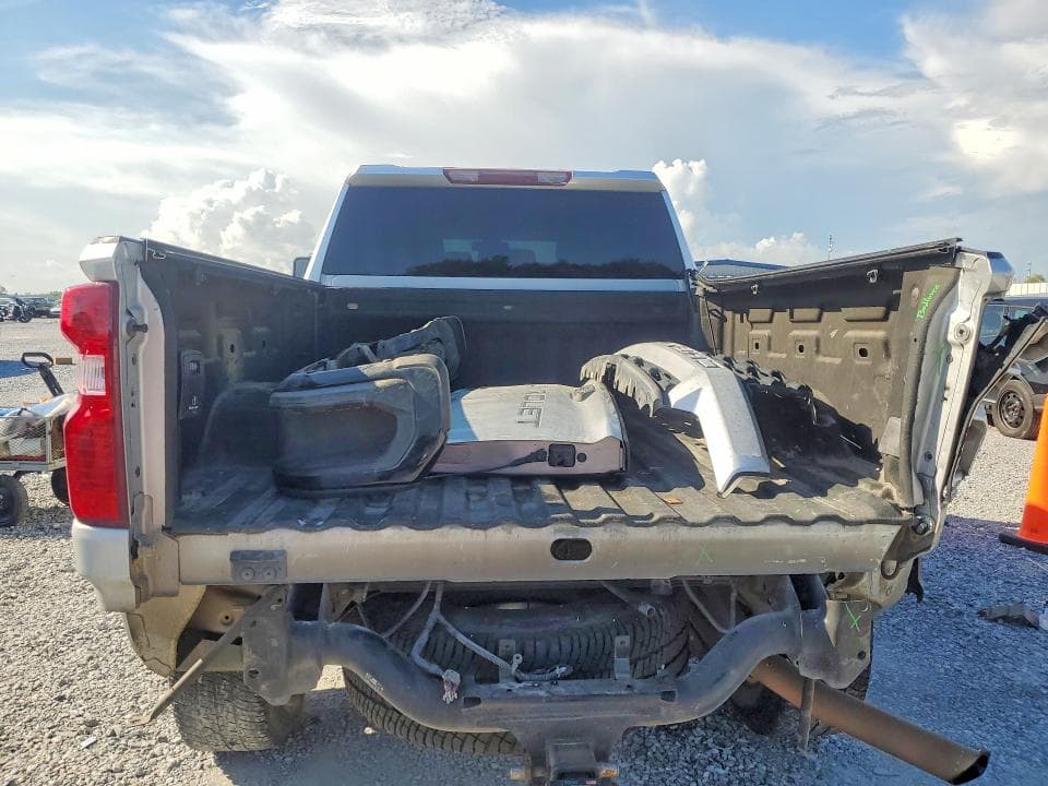 2022 CHEVROLET SILVERADO K2500 CUSTOM 6