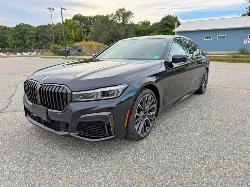 2022 BMW 740 XI - 1