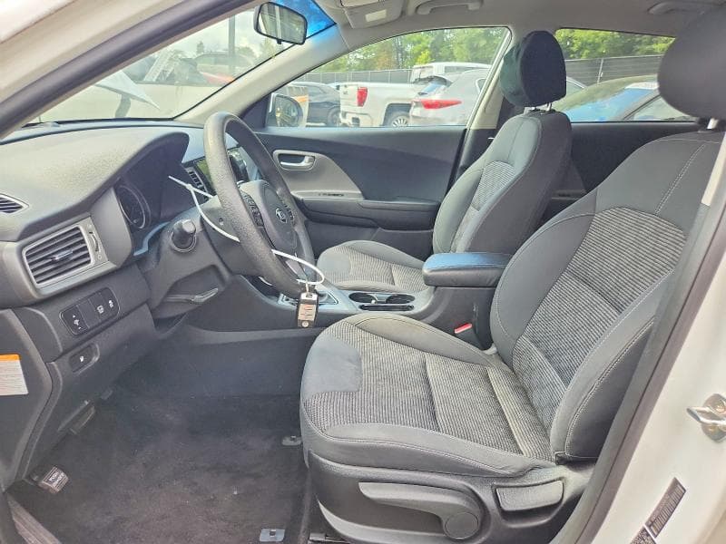 2019 KIA NIRO LX 7