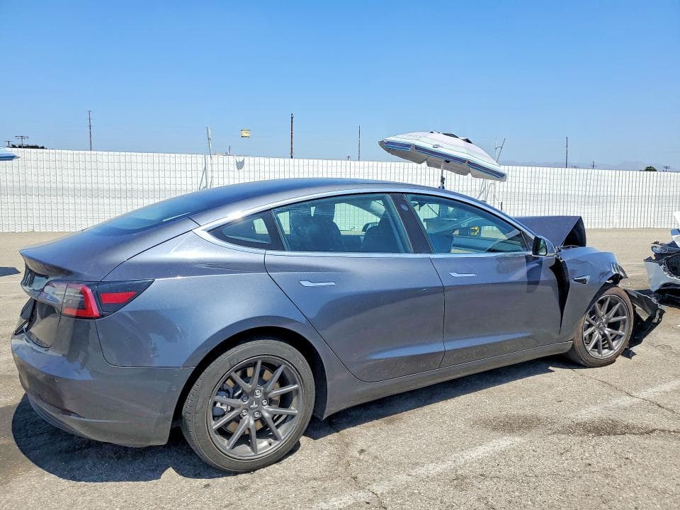2019 TESLA MODEL 3 3
