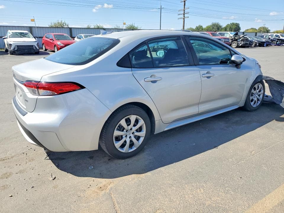 2022 TOYOTA COROLLA LE 3
