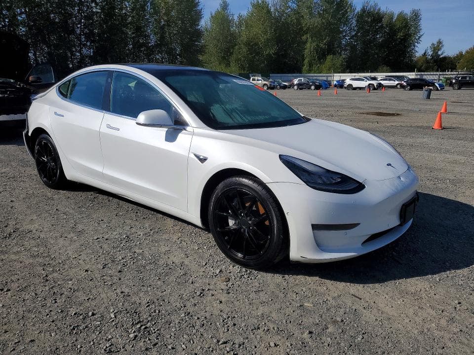 2020 TESLA MODEL 3 4