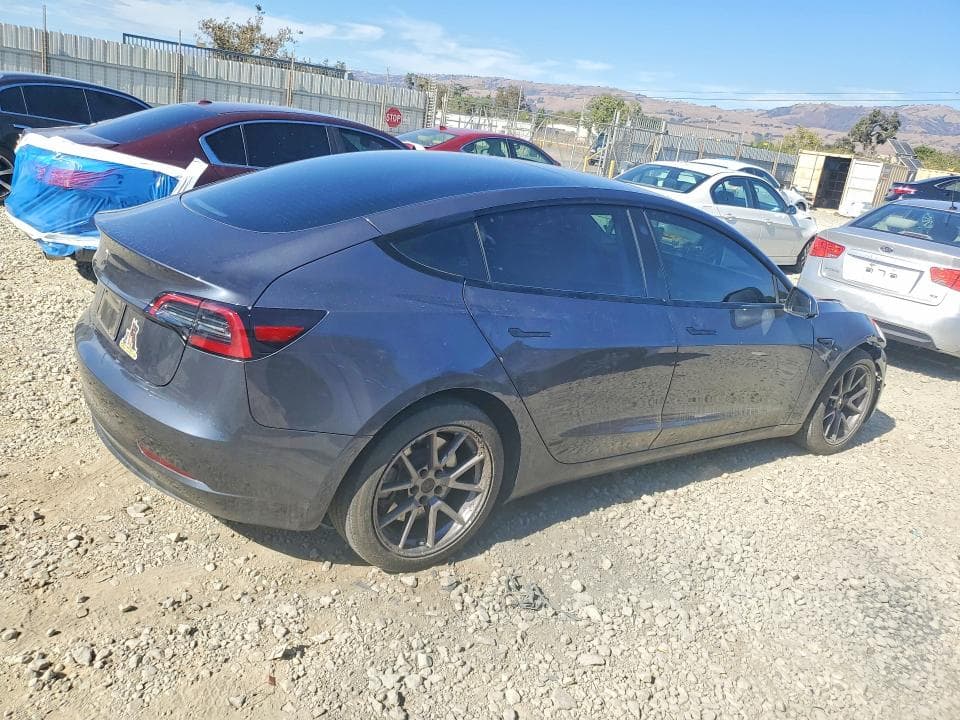 2023 TESLA MODEL 3 3