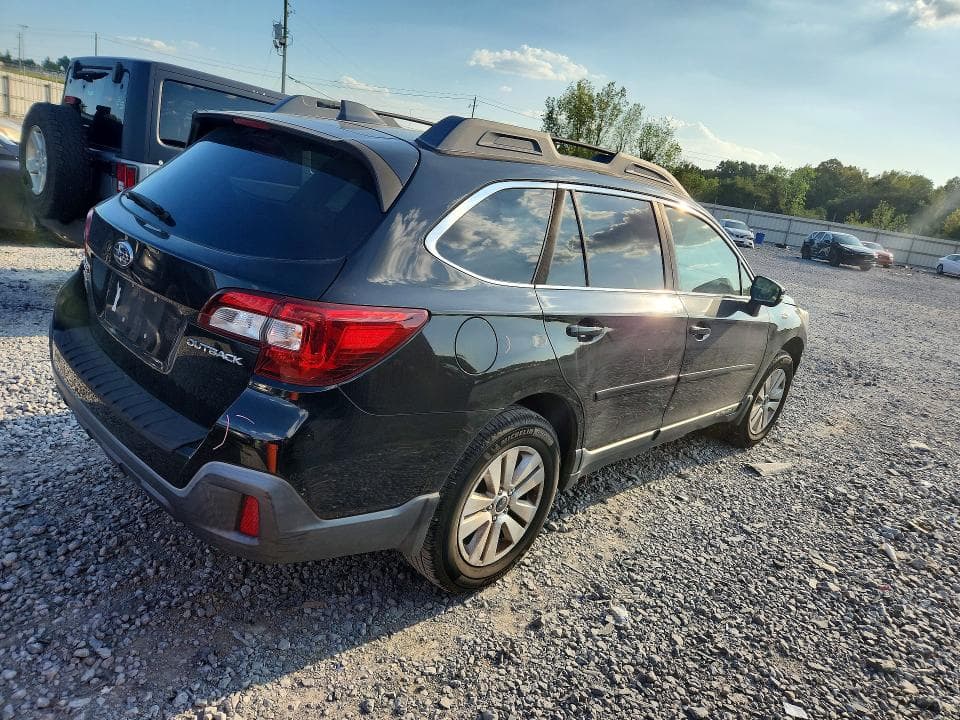 2018 SUBARU OUTBACK 2.5I PREMIUM 3