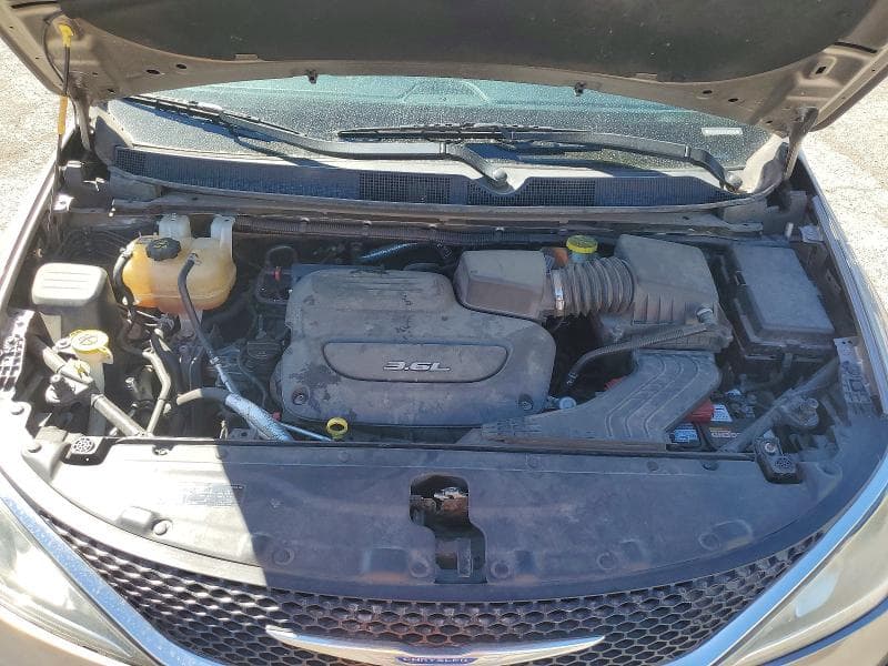 2018 CHRYSLER PACIFICA TOURING L PLUS 12