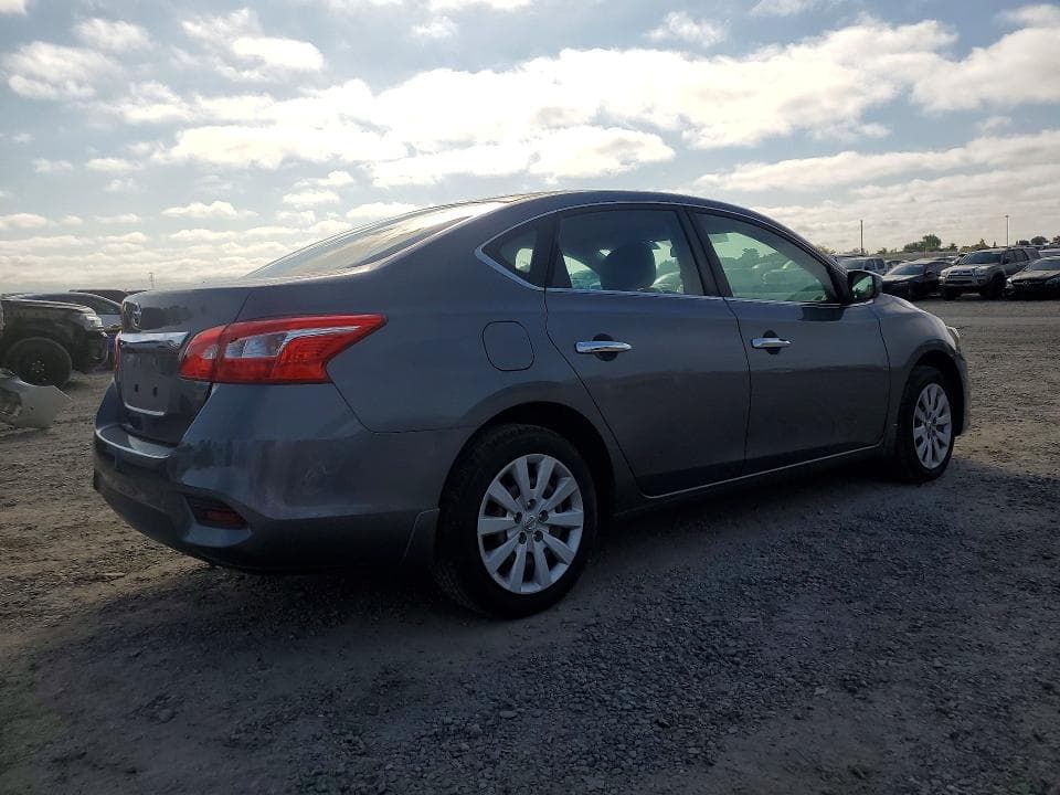 2018 NISSAN SENTRA S 3