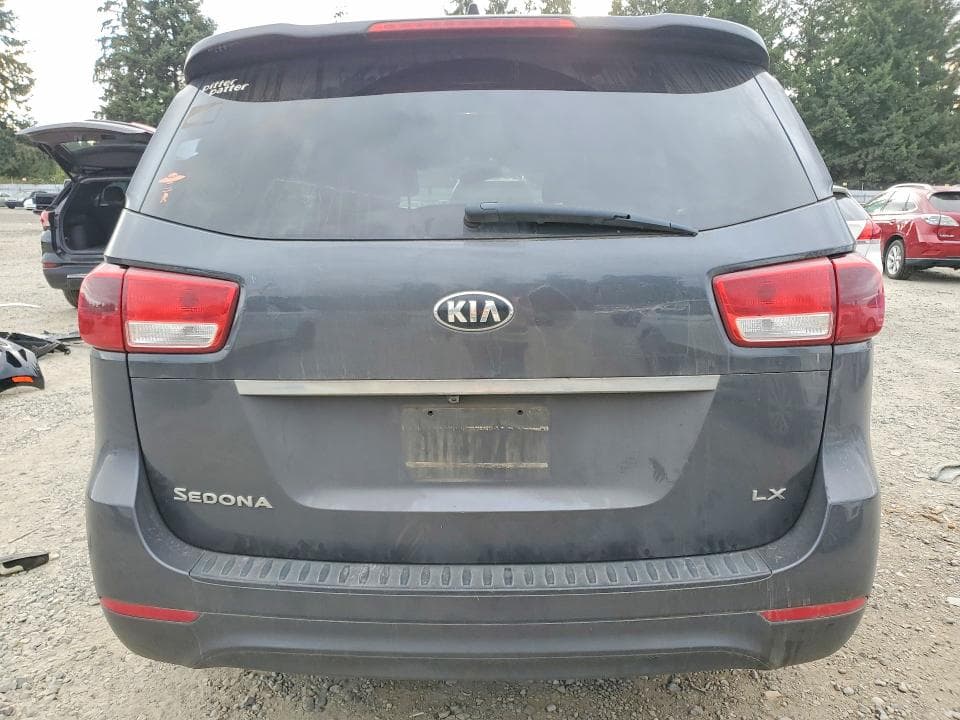 2017 KIA SEDONA LX 6