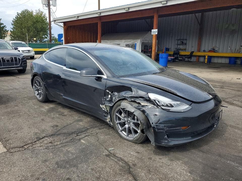 2020 TESLA MODEL 3 4