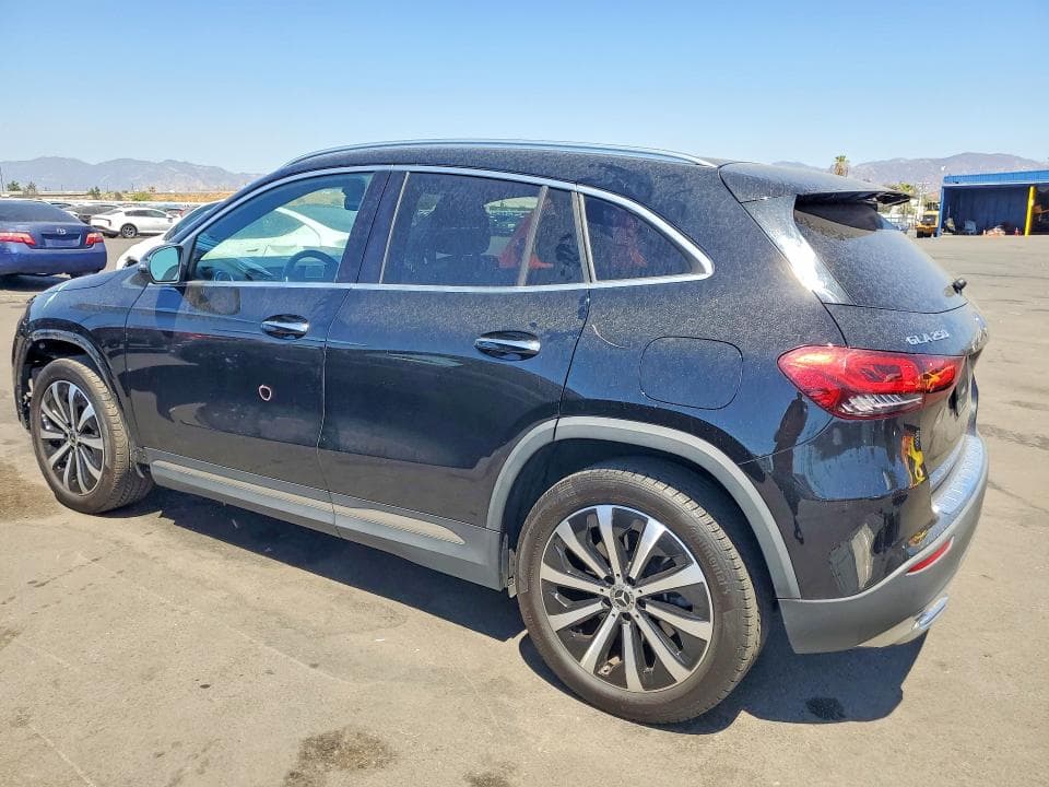 2023 MERCEDES-BENZ GLA 250 2