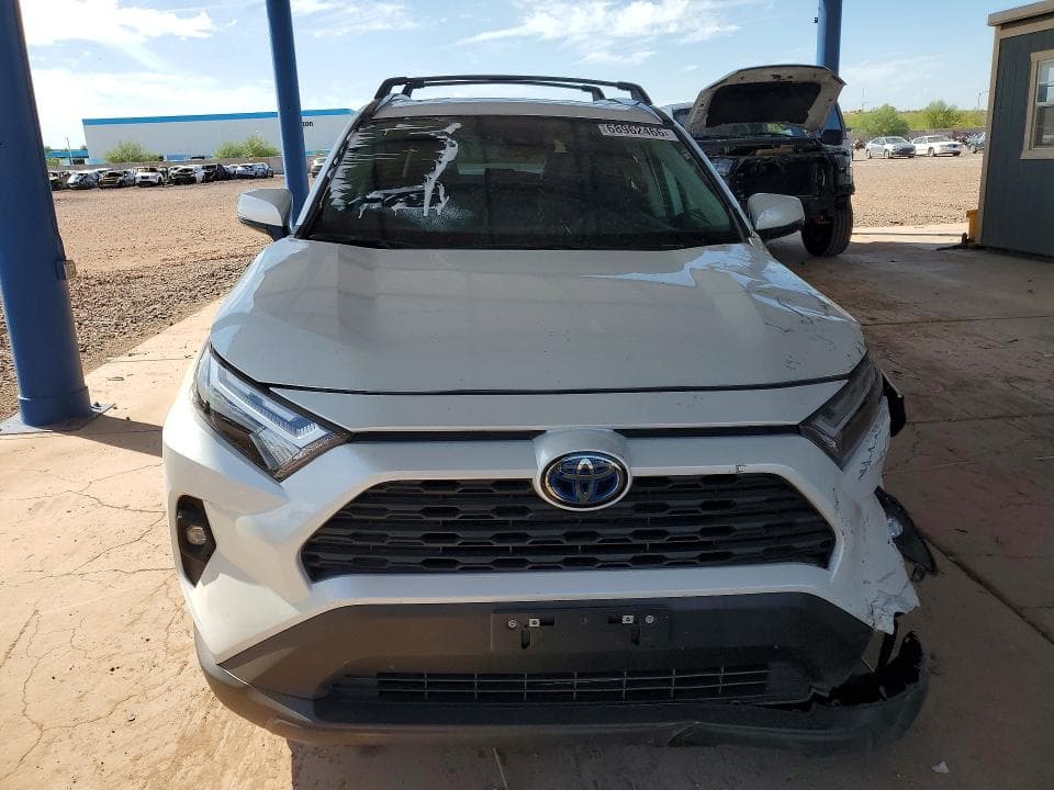 2024 TOYOTA RAV4 XLE PREMIUM 5