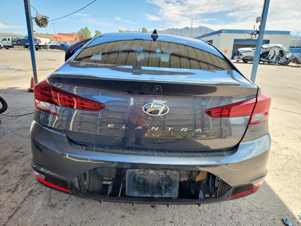 2020 HYUNDAI ELANTRA VALUE EDITION 6