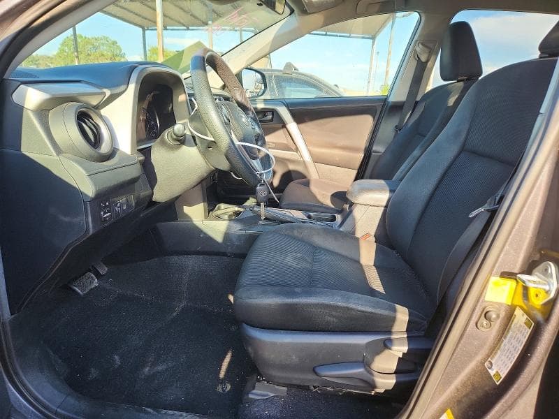 2017 TOYOTA RAV4 LE 7