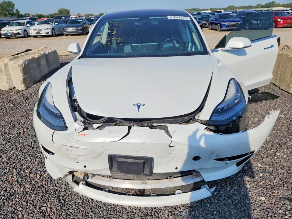 2018 TESLA MODEL 3 5