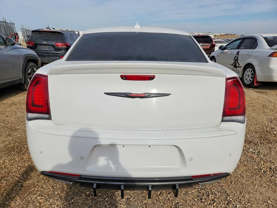 2022 CHRYSLER 300 S 6