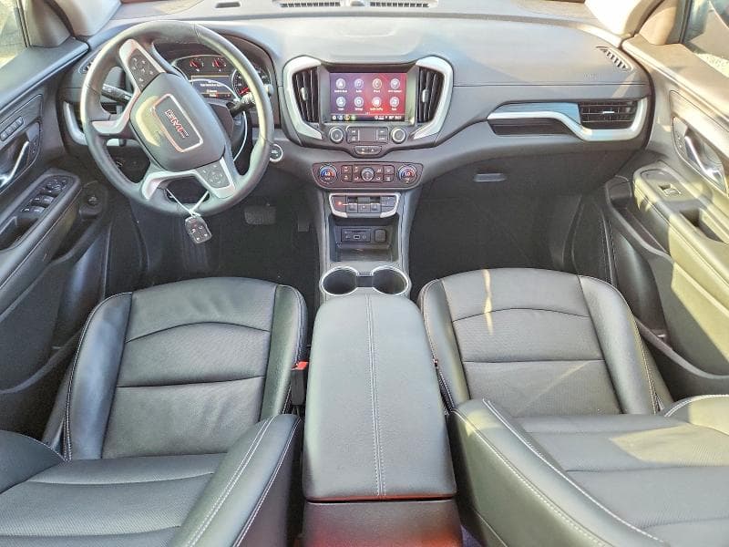 2024 GMC TERRAIN SLT 8